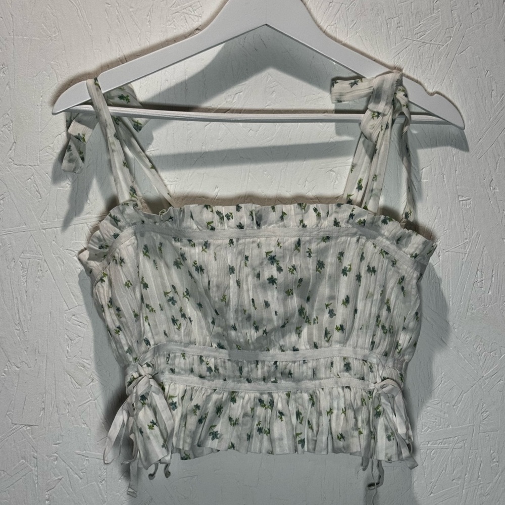 Playa Lucila Pleated Floral Top In White Floral medium - Picture 5 of 7